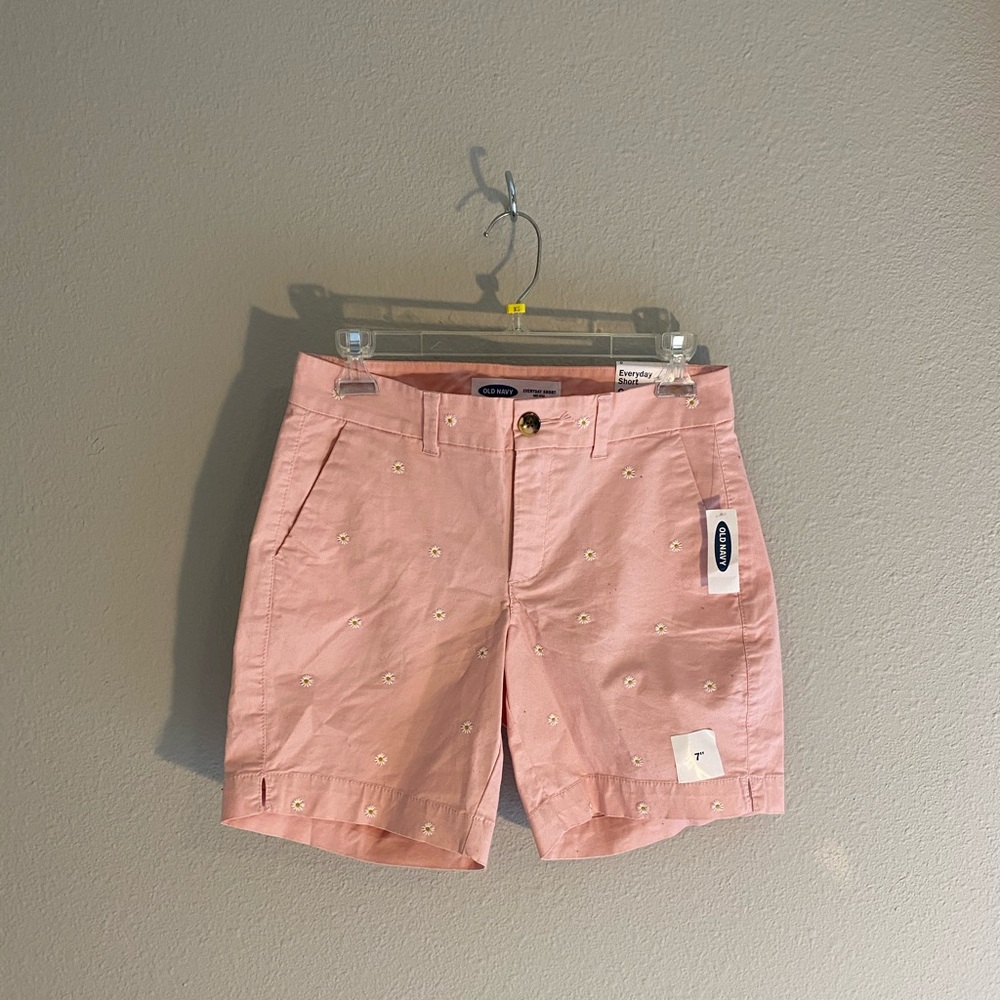 Old Navy Everyday Short